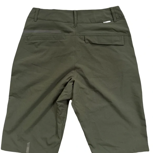 Pearl Izumi Boardwalk shorts in forest green standard fit man 28